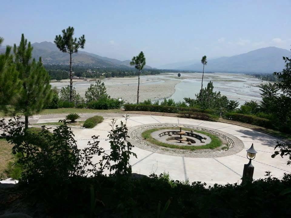 Rock City Resort Mingora Екстер'єр фото