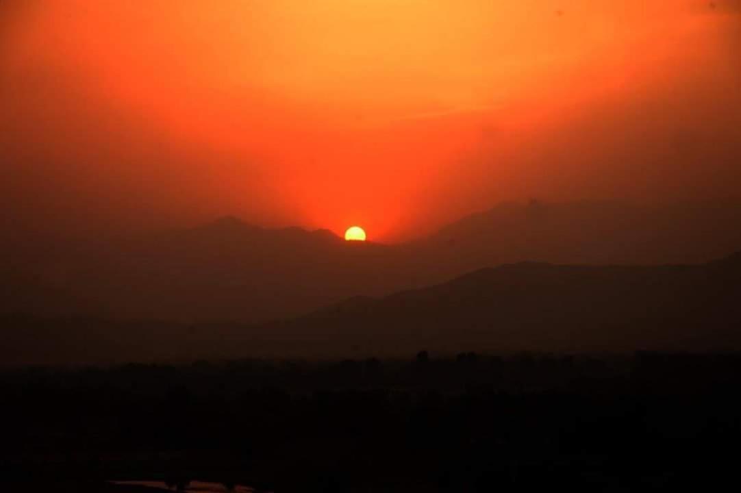 Rock City Resort Mingora Екстер'єр фото